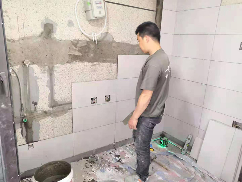 武汉江汉区卫生间漏水后装修怎么做，先修漏水还是修墙面